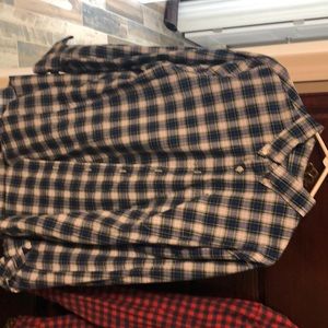 Men’s American eagle button up shirt